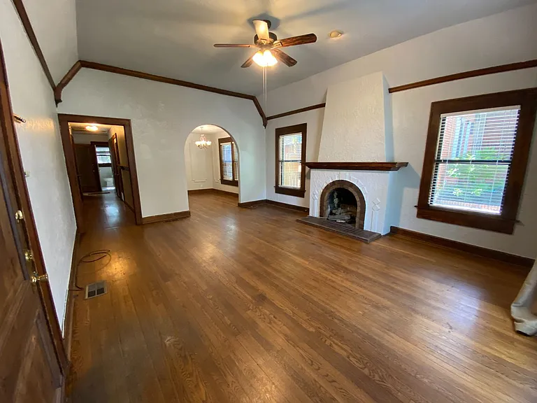 2830 San Gabriel Street — Photo 55