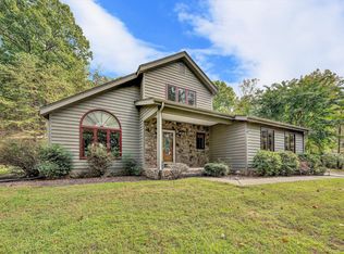 29 Serenity Ln, Blue Ridge, VA 24064