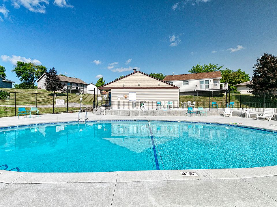 2nd image of 9630 W Bradley Rd #2