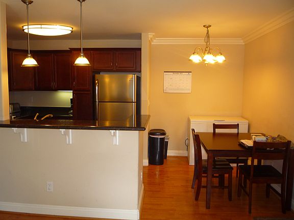 4th image of 506 Canyon Dr Unit 14