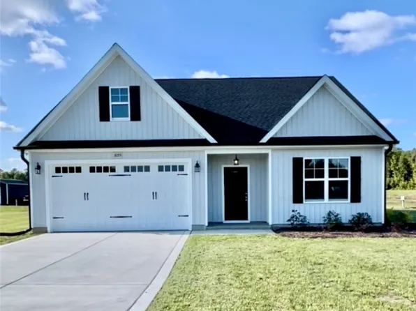 6093 Stewart Rd, Godwin, NC 28344