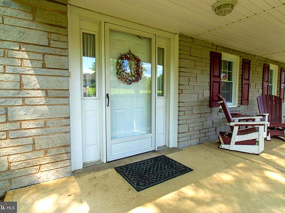 4th image of 65 Glendale Dr