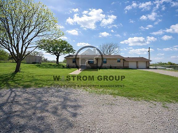 3rd image of 1119 Salt Creek Rd