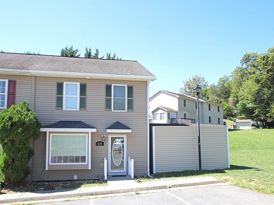 1st image of 430 Freedom Ct