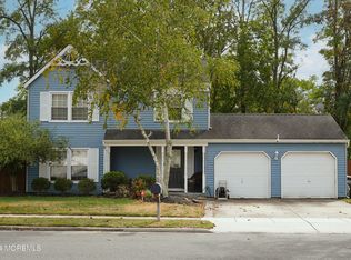 3 Plymouth Dr, Howell, NJ 07731