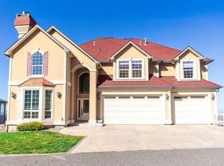 593 Clermont Dr, Richland, WA