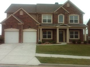 1070 Rock Elm Dr, Auburn, GA