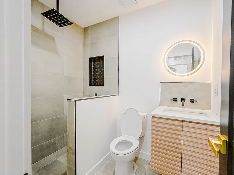 410 Ann Ave #2 — Photo 6