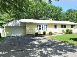 18 Kennedy Rd, Bellingham, MA 02019