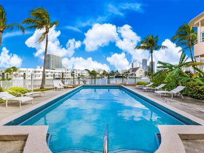6881 Bay Dr APT 23, Miami Beach, FL, 33141