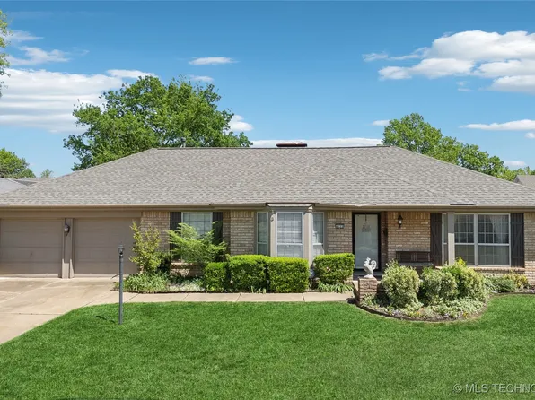 4735 S Irvington Pl, Tulsa, OK 74135