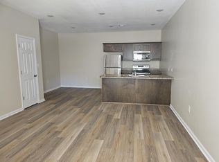 824 N 4th St #D, Paragould, AR 72450