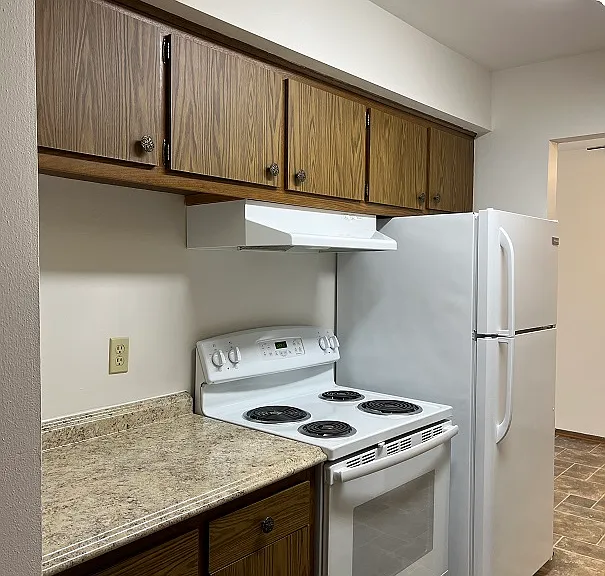 Village Garden Apartments — Photo 5