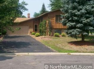 10584 Bluebird St NW, Coon Rapids, MN 55433