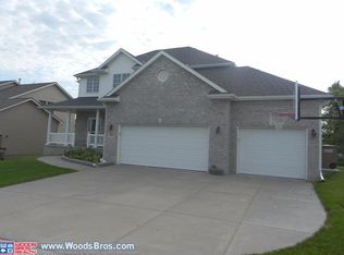 6231 S 80th St, Lincoln, NE 68516