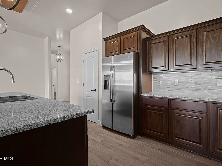 12333 Desert Dove Ave — Photo 28