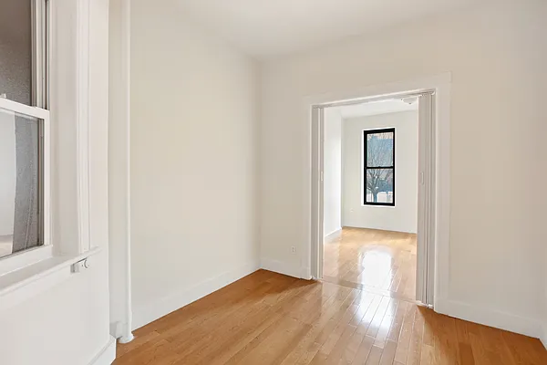 Rented by Oxford Property Group | media 22