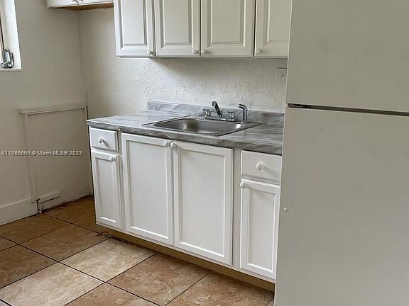 4th image of 1490 NW 51st St #1492