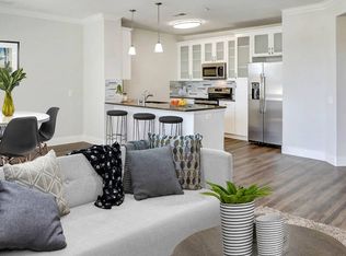 7084 Friars Rd #519R, San Diego, CA 92111