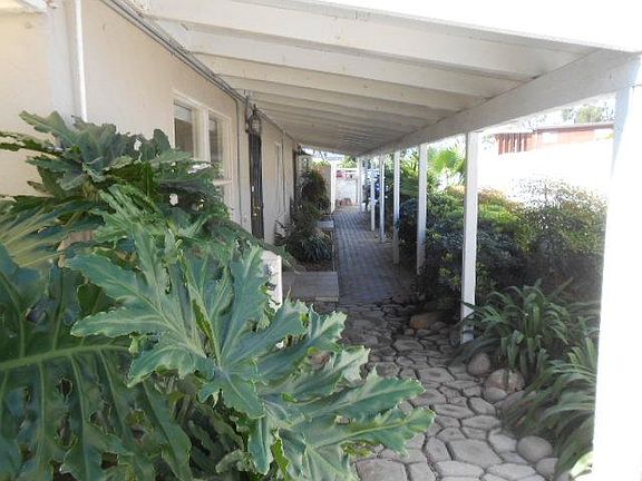 Corridor to the street
