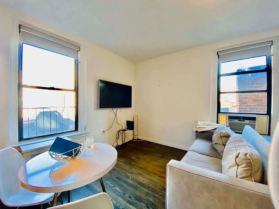 1st image of 234 W 13th St #4E