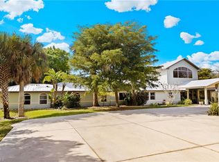 17700 Caloosa Rd, Alva, FL 33920