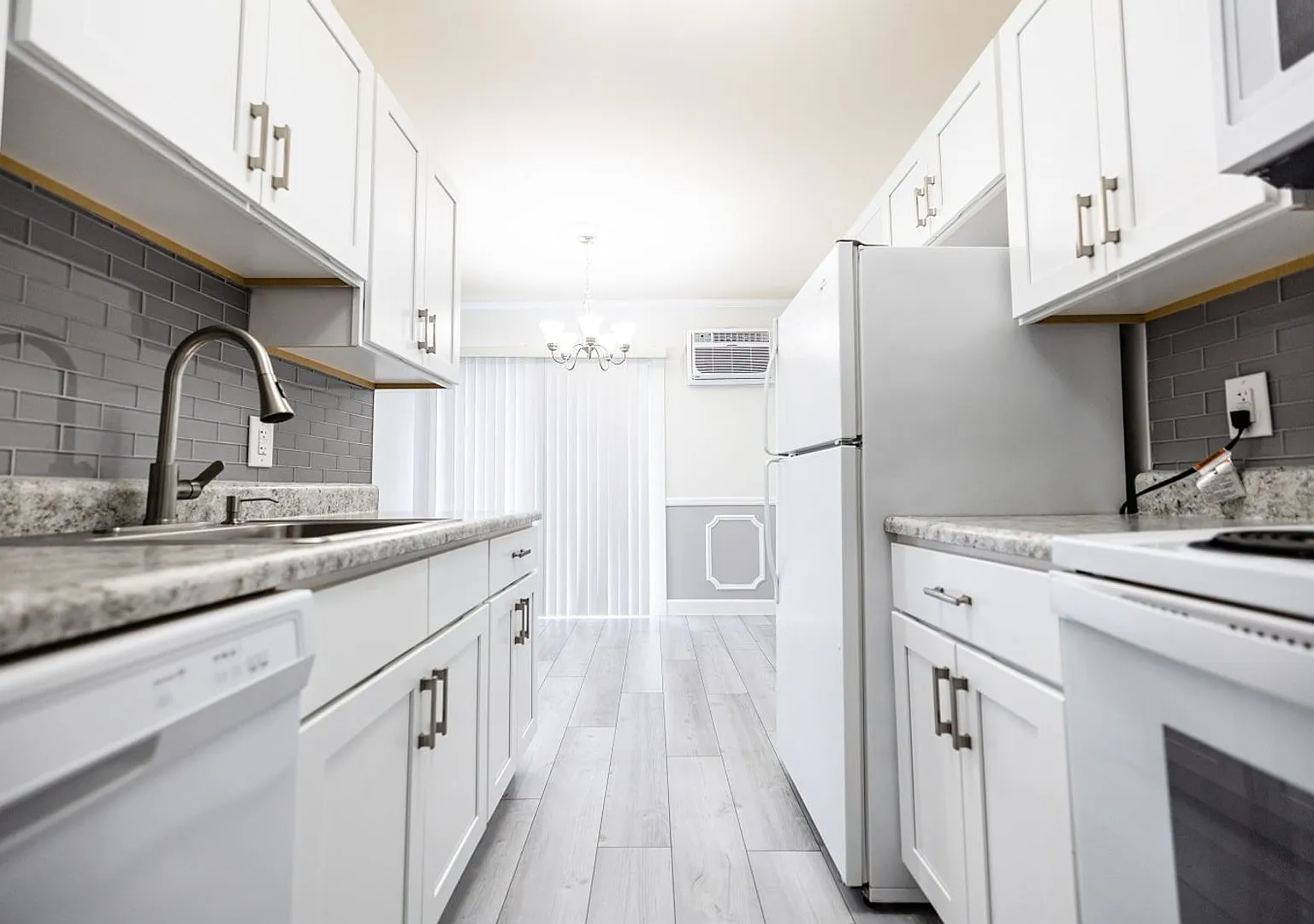 Fox Meadows Apartments — Photo 1