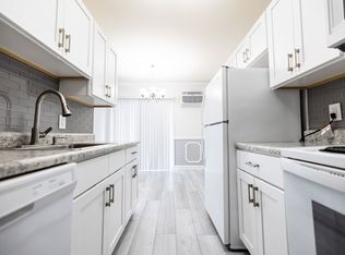 Fox Meadows Apartments, Whitehall, PA 18052