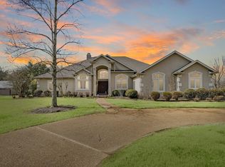 501 Owenwood Pl, Paris, TN 38242