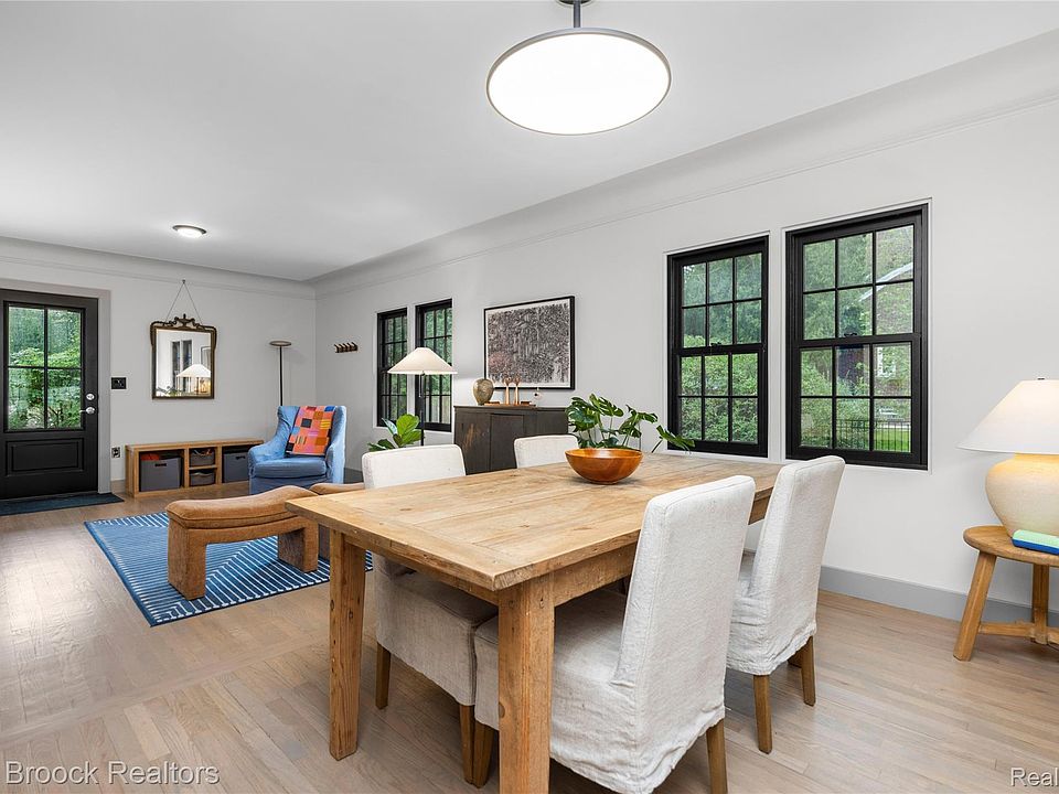 601 Catalpa Dr, photo 11