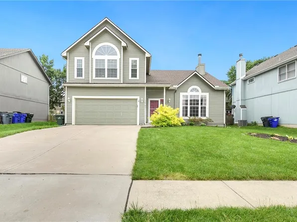16783 W 155th Ter, Olathe, KS 66062