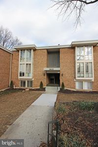 2632 Fort Farnsworth Rd APT 1B, Alexandria, VA, 22303