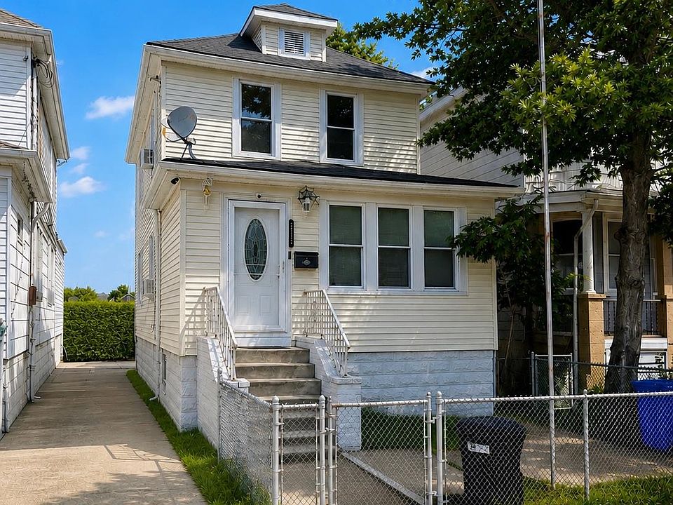 1st image of 2729 Gifford Avenue