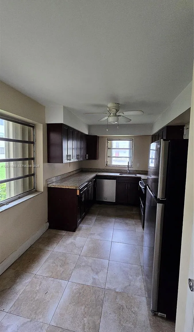 Sixth Horizons Condo — Photo 4