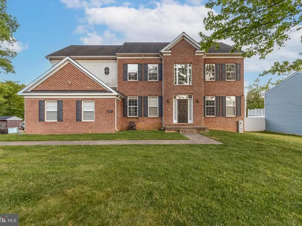 4907 Seltzer Rd, Lanham, MD 20706