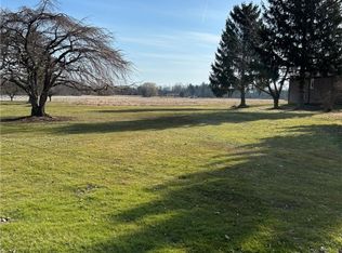 400 E Manitou Rd #6, Hilton, NY 14468