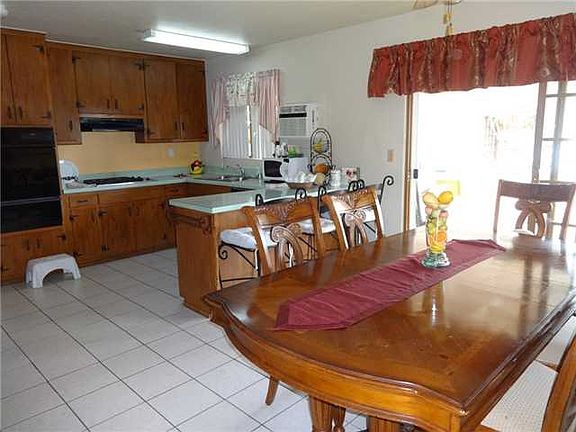 5th image of 1360 McKinley Ave