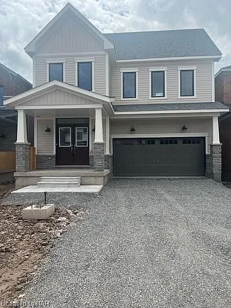 4 bed, $3,000 — Photo 1