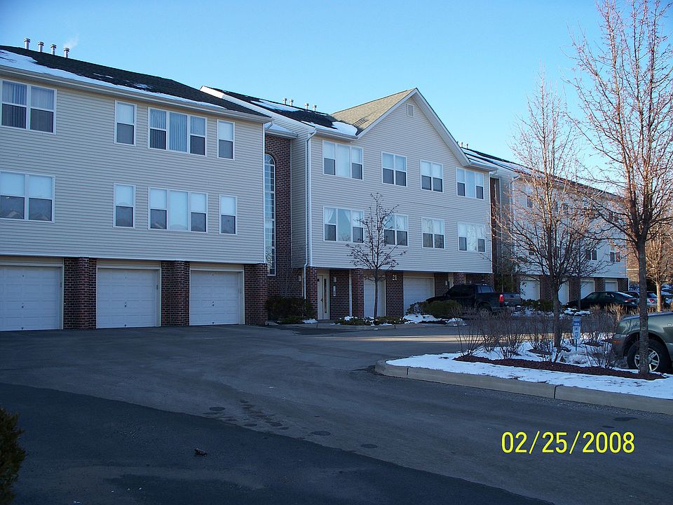 1st image of 33 Deer Court Dr