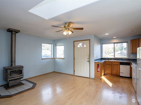5th image of 507 W Wyandotte Avenue
