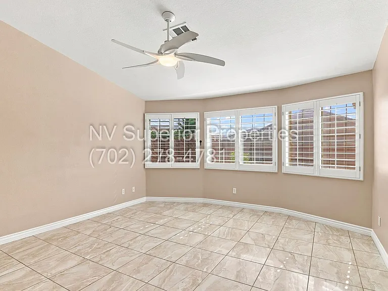 3876 Waynesvill St — Photo 27