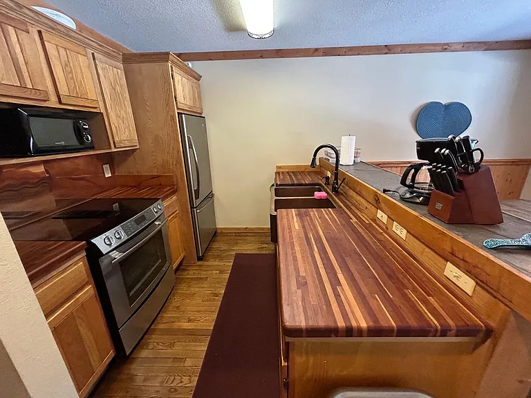 100 Winding Creek Rd #2 — Photo 8