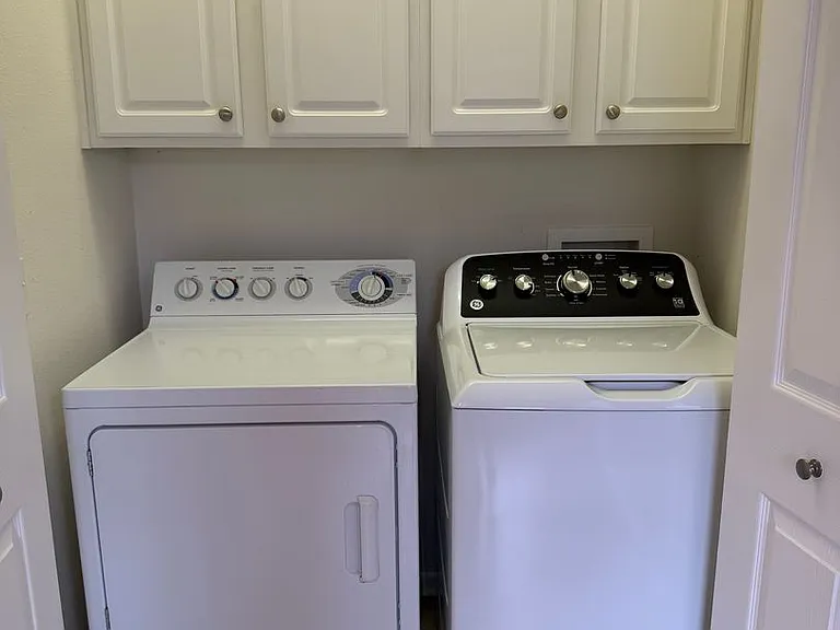 28 Darby Creek Ct — Photo 8