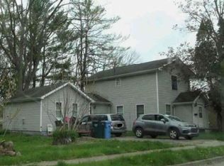 3221 Palmer St, Lansing, MI 48910
