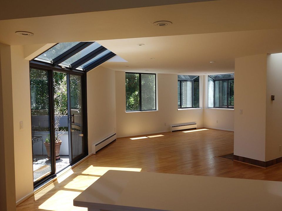 1755 Filbert St APT 3B, San Francisco, CA 94123 | Zillow