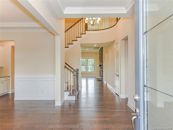 5th image of 137 Enclave Meadows Ln #19