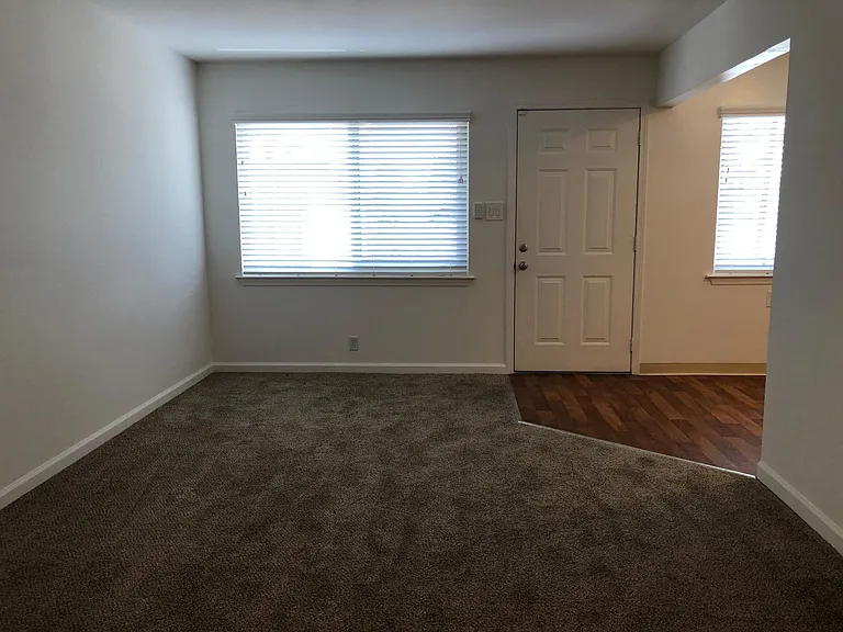 375 Saratoga Ave #9 — Photo 6