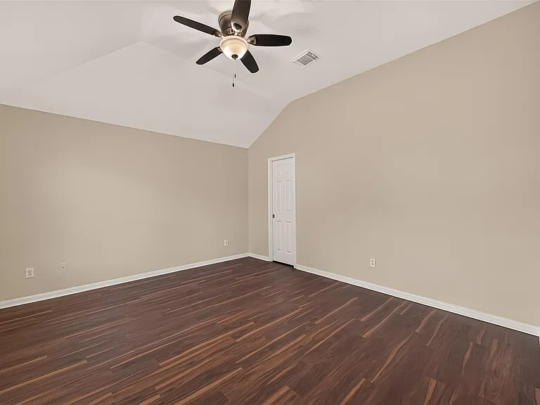 25223 Clover Ranch Dr — Photo 32