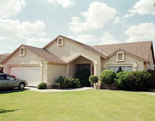 1st image of 4426 E TOWNE <BIG LOT> Lane
