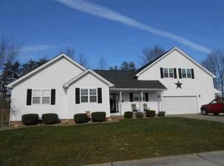 244 Woodmire Dr, Milton, WV 25541